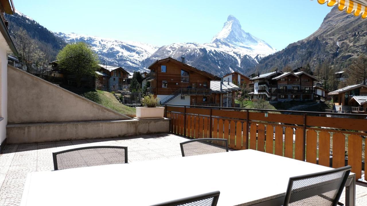 Artist Apartments & Hotel Garni Zermatt Bagian luar foto