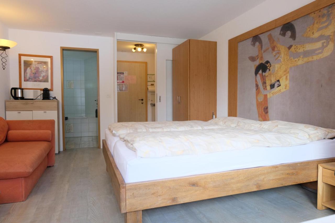 Artist Apartments & Hotel Garni Zermatt Bagian luar foto